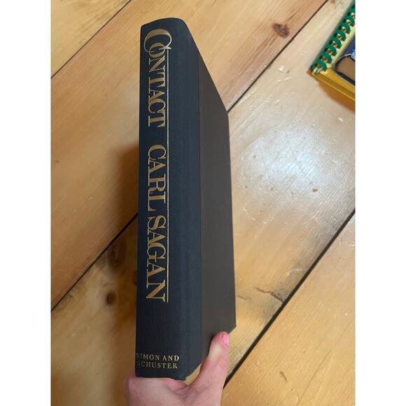 VTG Contact by Carl Sagan. Novel. Hard Cover with dust jacket. 1985 - Picture 5 of 5